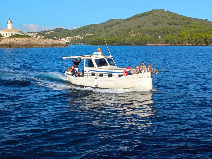 Mallorca: Alcudia private boat trip - Cruising past Aucanada and Cap Menorca