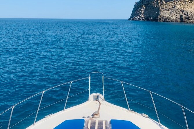 Mallorca Beach & Caves 4hr Boat Trip Drinks, Tapas, SUP & Snorkel - Why this four-hour cruise works well