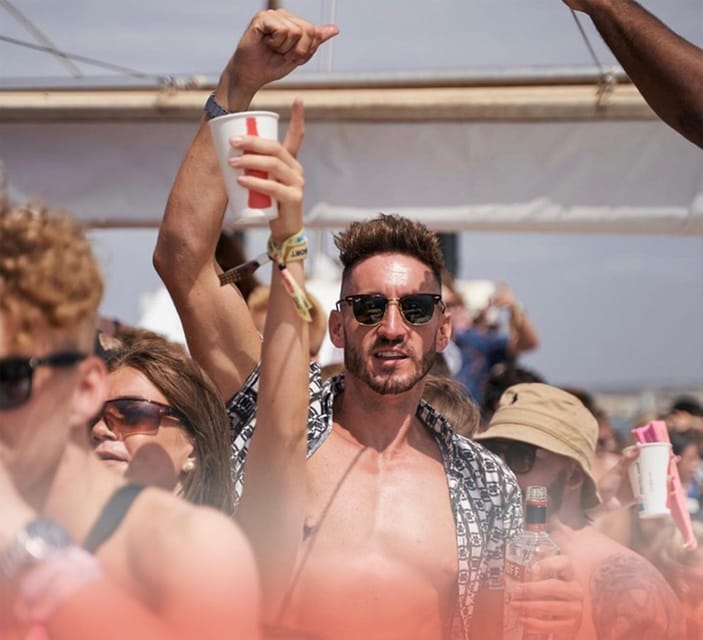 Mallorca: Boat Party with Live DJs, Lunch, & Nightclub Entry - What the Mallorca boat party is really like