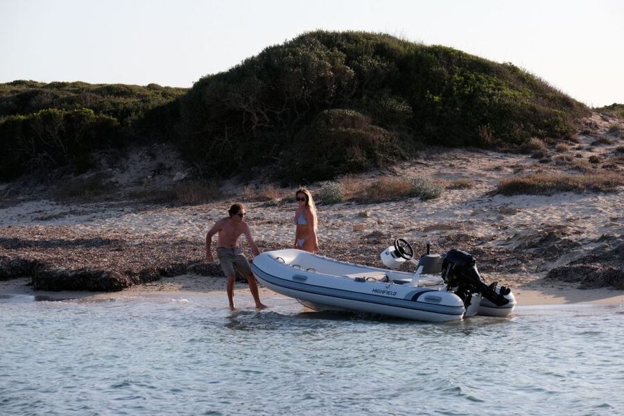 Mallorca. Boat Rental . Dare to explore - Finding Club Nàutic Sa Ràpita
