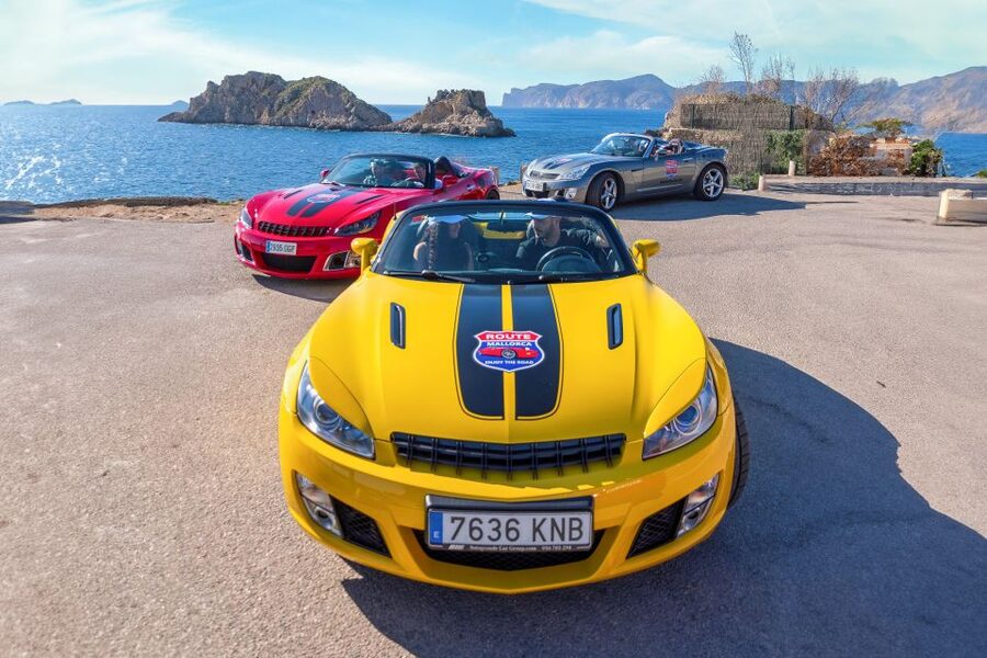 Mallorca: Cabrio Sports Car Tour - Andratx, Camp de Mar, Cala Fornells, and Peguera