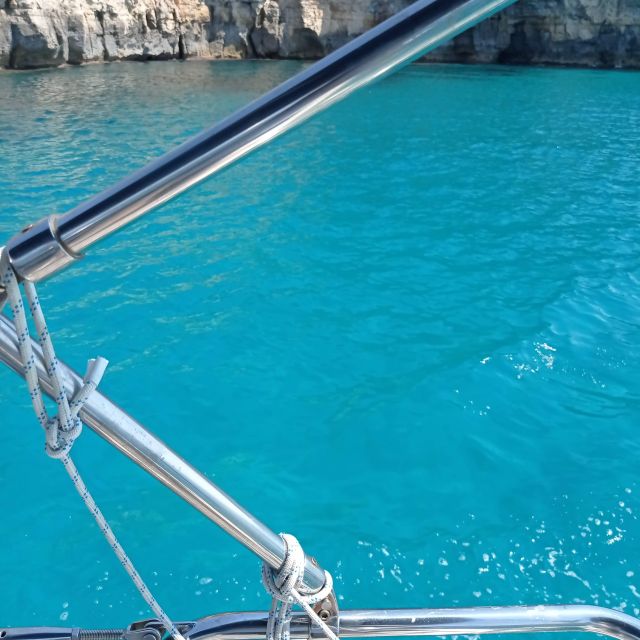 Mallorca: Cala Vella Boat Tour with Swiming, Food, & Drinks - Who will enjoy this boat trip most?