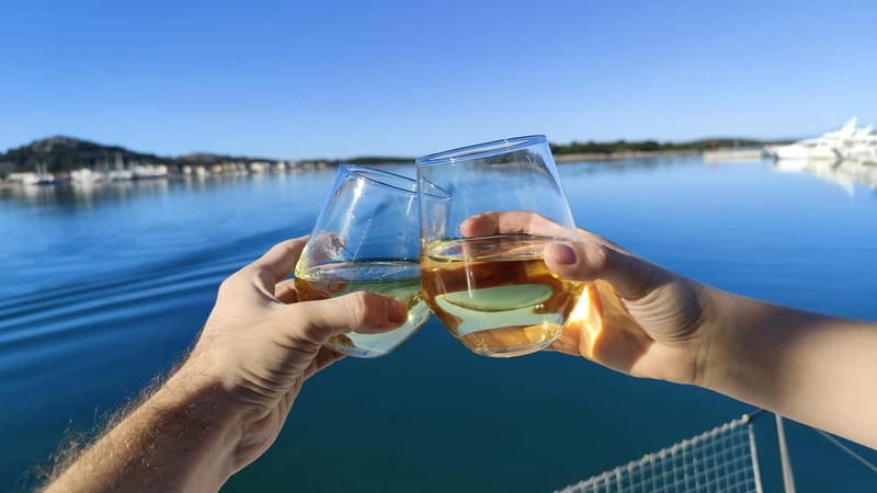 Mallorca: Catamaran Boat Tour with Tapas - Camp de Mar swimming stop