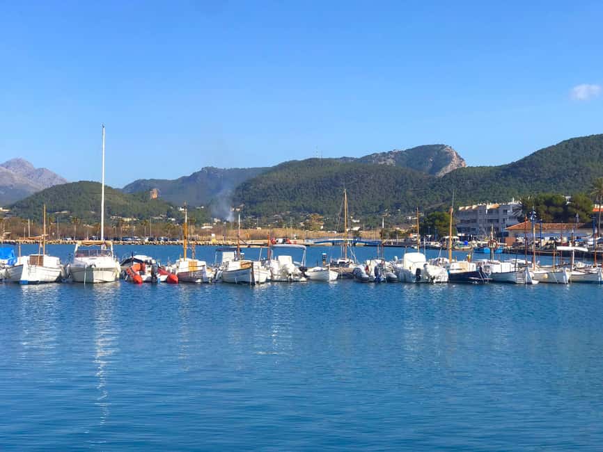 Mallorca: Catamaran Coastal Cruise with Lunch - A simple buffet lunch onboard