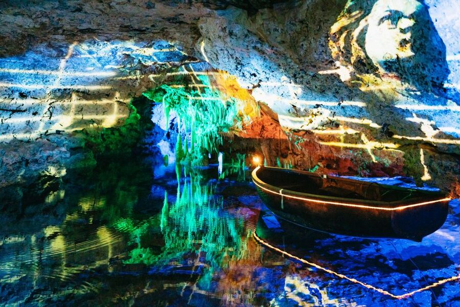 Mallorca: Caves of Drach Day Trip & Optional Caves of Hams - The pearl factory stop, useful but sales-focused
