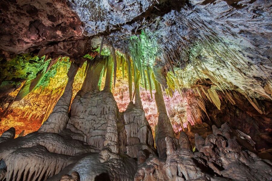 Mallorca: Caves of Hams and Dinosaurland Ticket with Pickup - What the five-hour duration really means