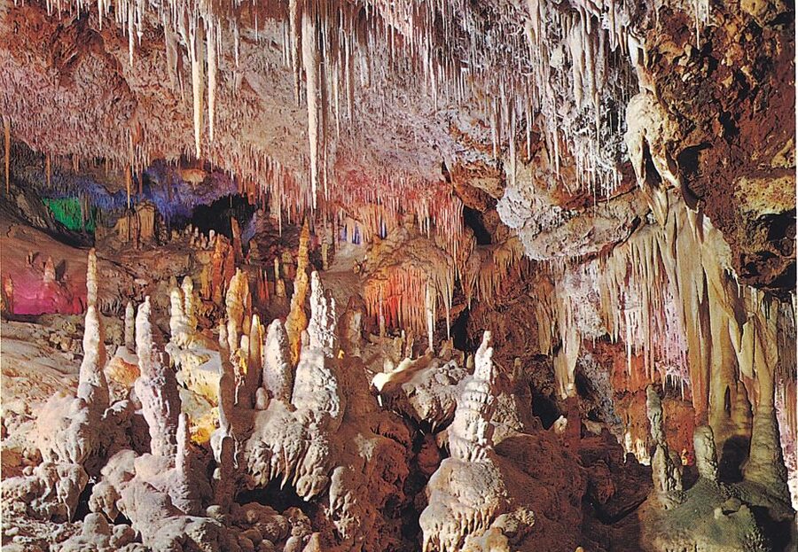 Mallorca: Caves of Hams, Blue Cave and audiovisual - Time-lapse visuals and the story of the caves