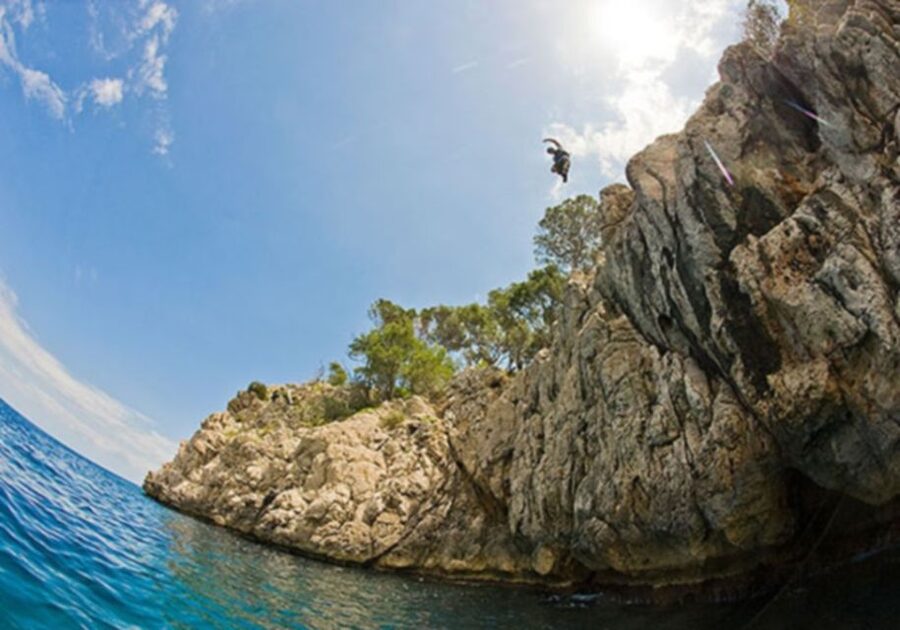 Mallorca: Cliff Jumping Adventure for Cruise Passengers - Learning the basics before your first jump
