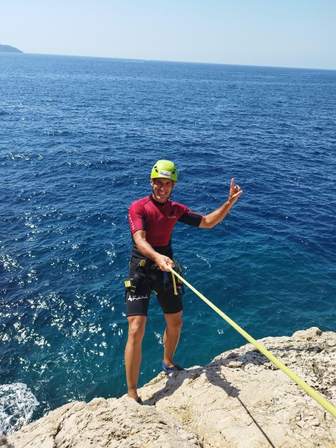Mallorca: coasteering South - Rope-free climbing above the sea