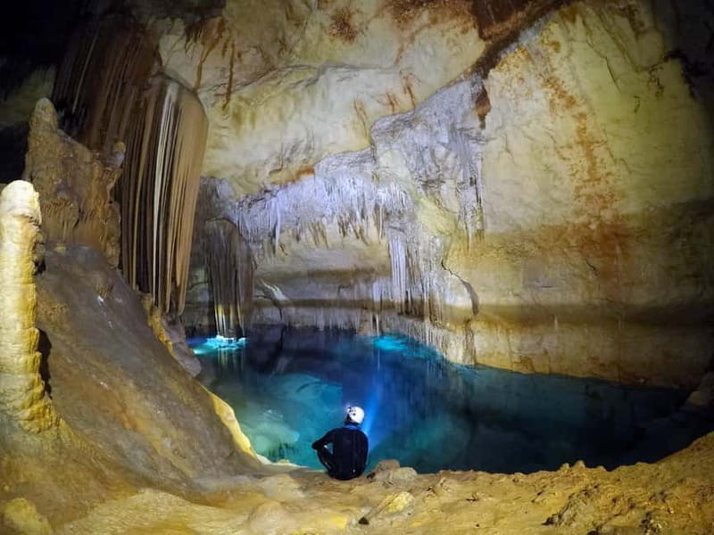 Mallorca: Cova des Coloms Sea Cave Excursion by Boat - Getting ready with Skualo Porto Cristo