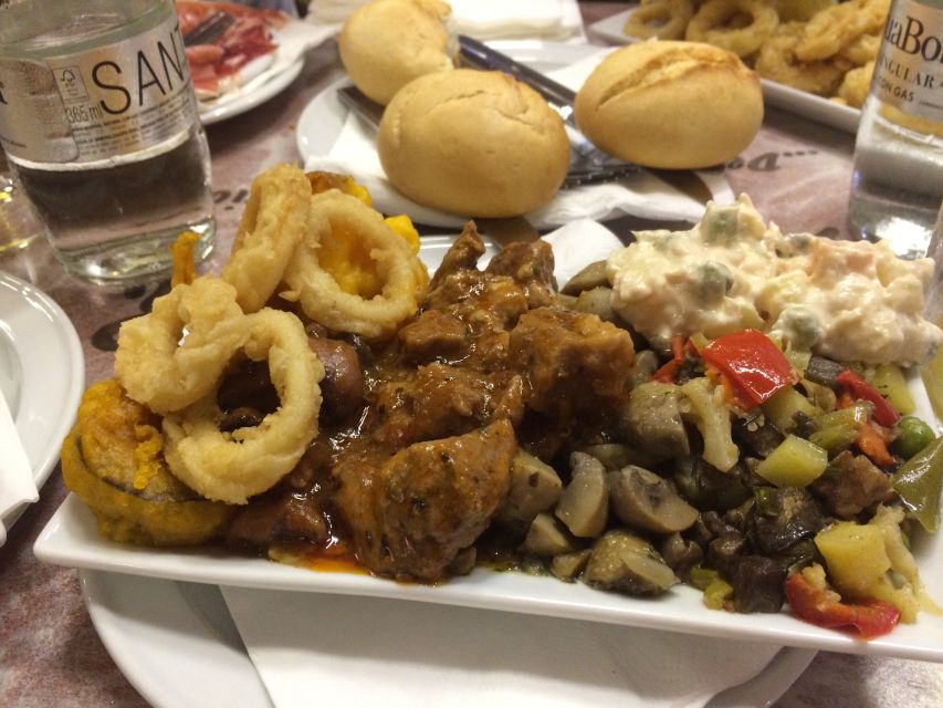 Mallorca: Dinner Experience with the Famous "Paella Man" - A Spanish dinner brought to your own finca