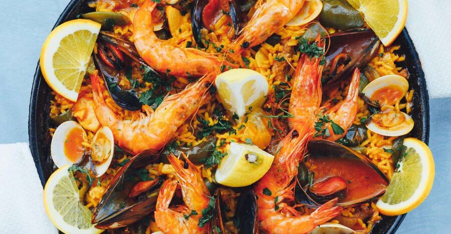 Mallorca: Dinner Experience with the Famous "Paella Man" - Choosing your paella