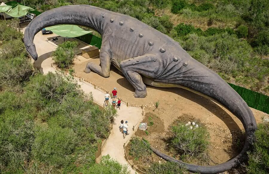 Mallorca: Dinosaurland Park, Hams Caves & Porto Cristo Tour - Why This Mallorca Day Trip Works