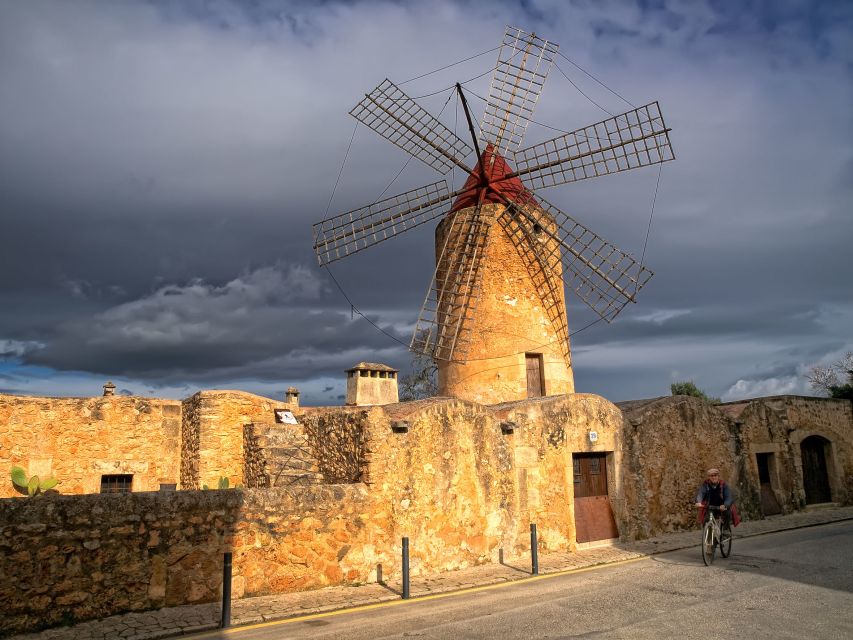 Mallorca: Discovering 5 Charming Villages of Mallorca - Algaida and the first look at rural Mallorca