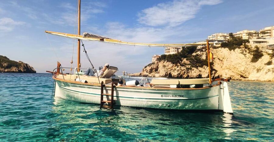 Mallorca: Eco charter experience - Swimming in Mallorca’s clear coves