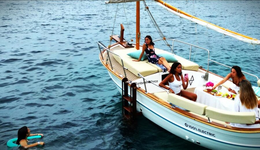 Mallorca: Eco charter experience - Guillem’s role on the boat