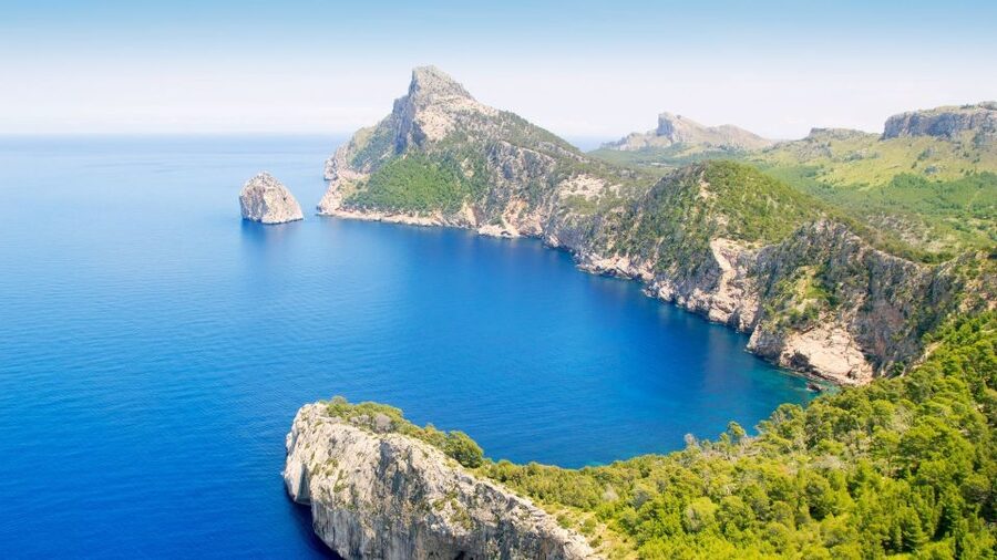 Mallorca: Formula Car Tour to Sa Foradada - Taking the wheel from Paguera