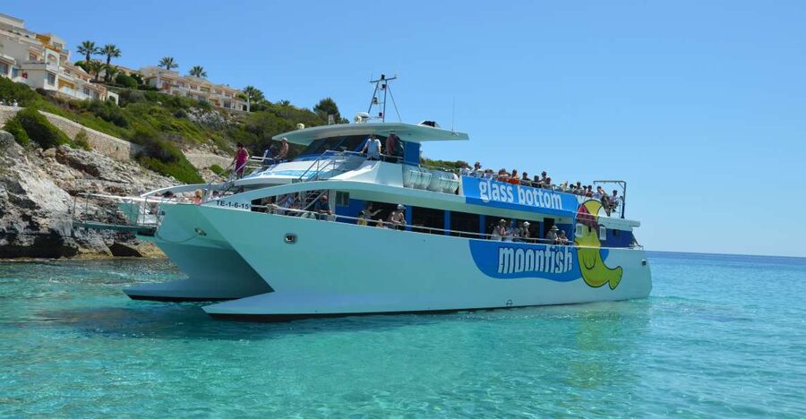 Mallorca: Glass-Bottom Catamaran Along the East Coast - Why a boat is the right way to see Mallorca’s east coast