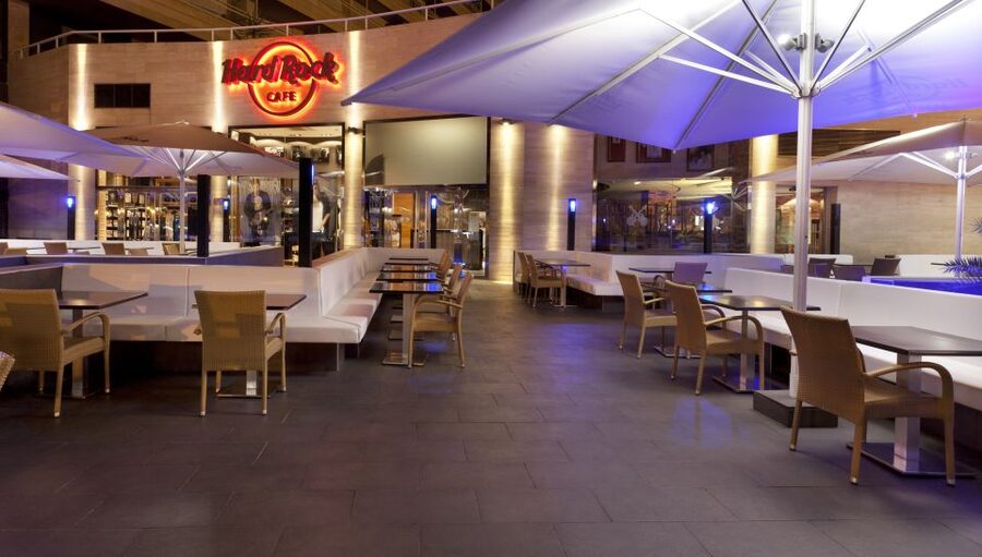 Mallorca: Hard Rock Cafe Entrance with Lunch or Dinner - What $35 is really buying you