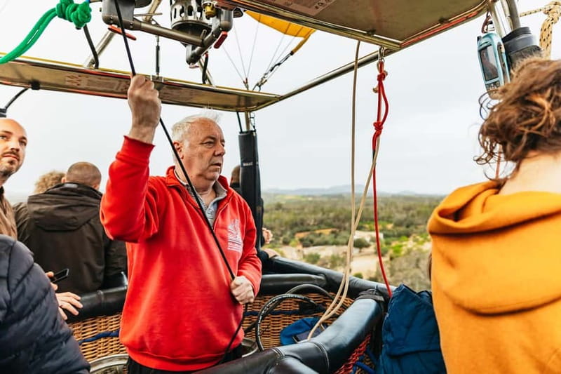 Mallorca: Hot Air Balloon Flight with Private Options - The one-hour flight over Mallorca
