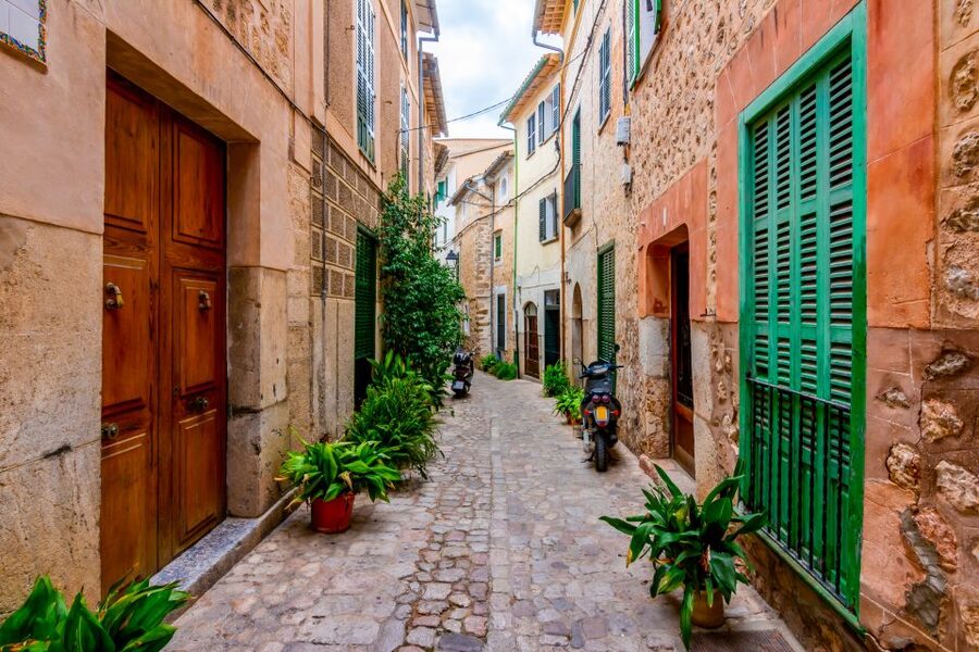 Mallorca: Island Trip by Train, Tramway, and Boat - Why this Mallorca day works so well