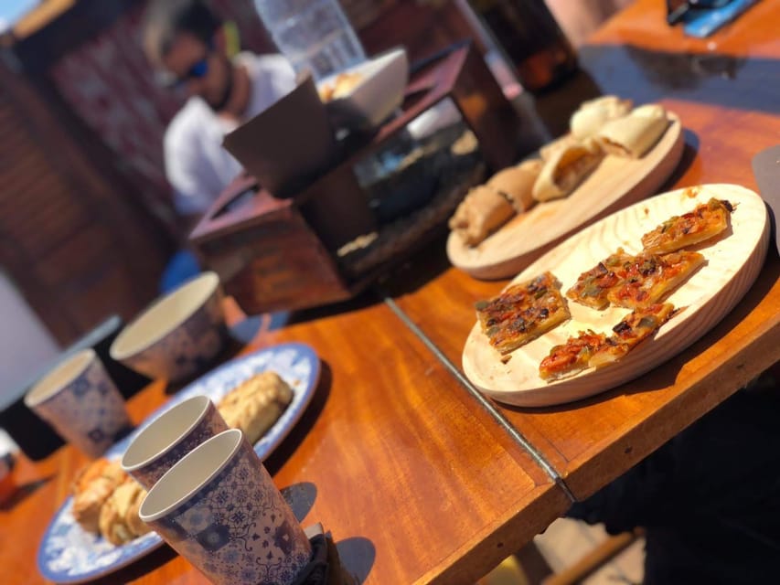 Mallorca: Llaüt Excursion around Palma with food and drinks - The pace is relaxed, not packed with sightseeing