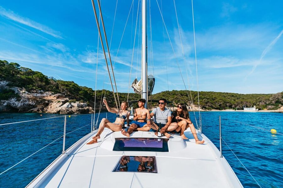 Mallorca: Midday or Sunset Sailing with Snacks and Open Bar - Setting out from Club de Mar Mallorca