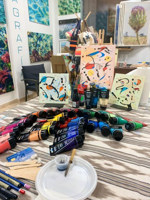 Mallorca: Painting like Miró - Acrylic paint, aprons, and the finished canvas