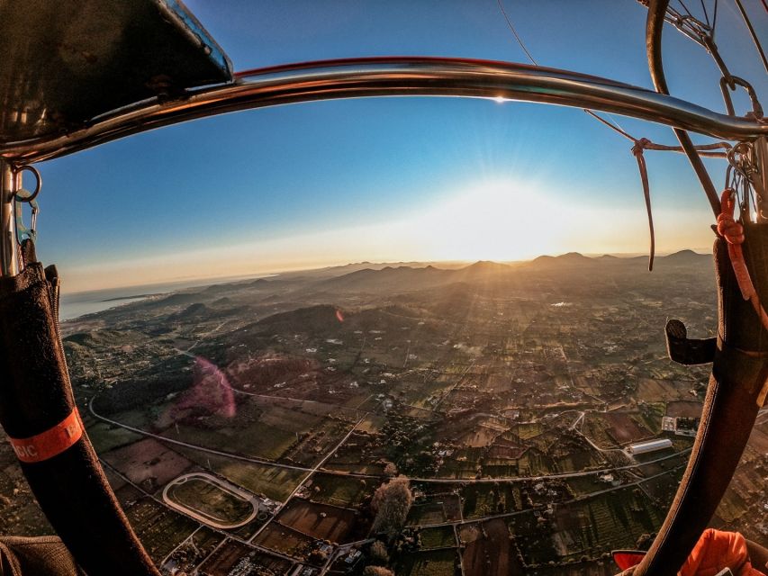 Mallorca: Private Hot Air Balloon Ride - Landing somewhere on the island