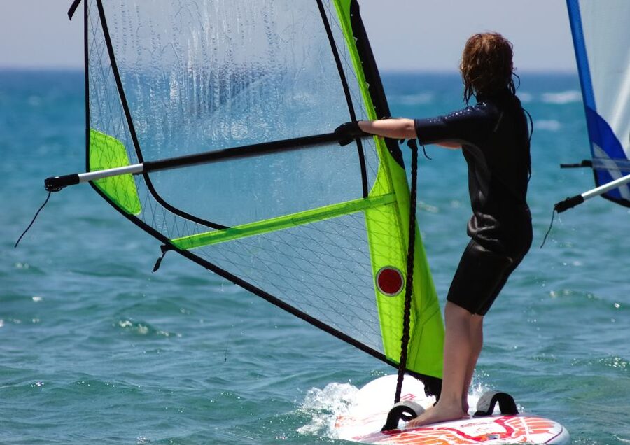 Mallorca: Private Windsurf Lesson - Booking details that affect your decision