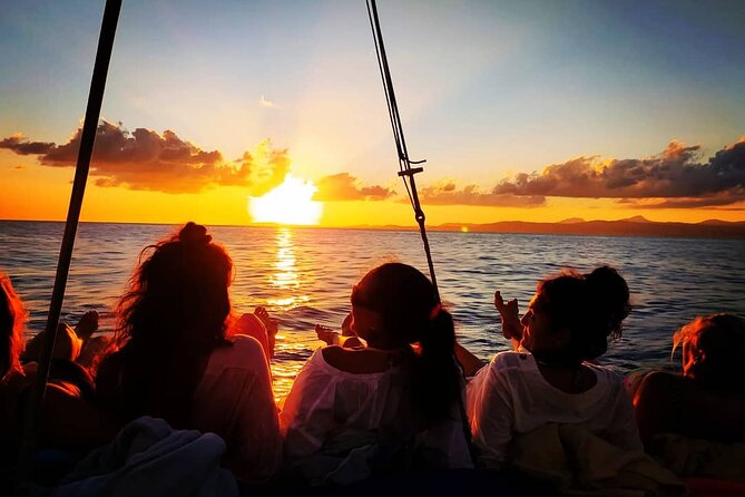Mallorca Sailing Adventure with Snorkeling, Snacks & Drinks - The captains shape the day