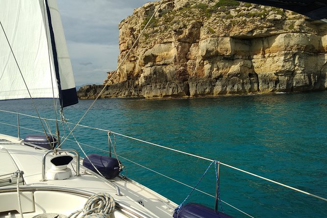 Mallorca sailing, snorkelling, as a Local with drinks and food - Is $114.95 a fair price?