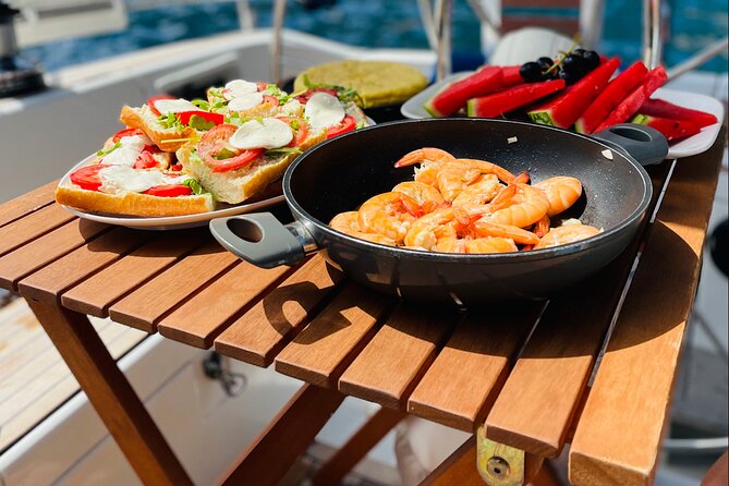 Mallorca sailing tour with tapas and wine - Cala Murta and the Formentor stops