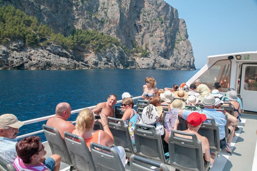 Mallorca: Scenic Full-Day Tour from the North - Seeing the coast from the boat