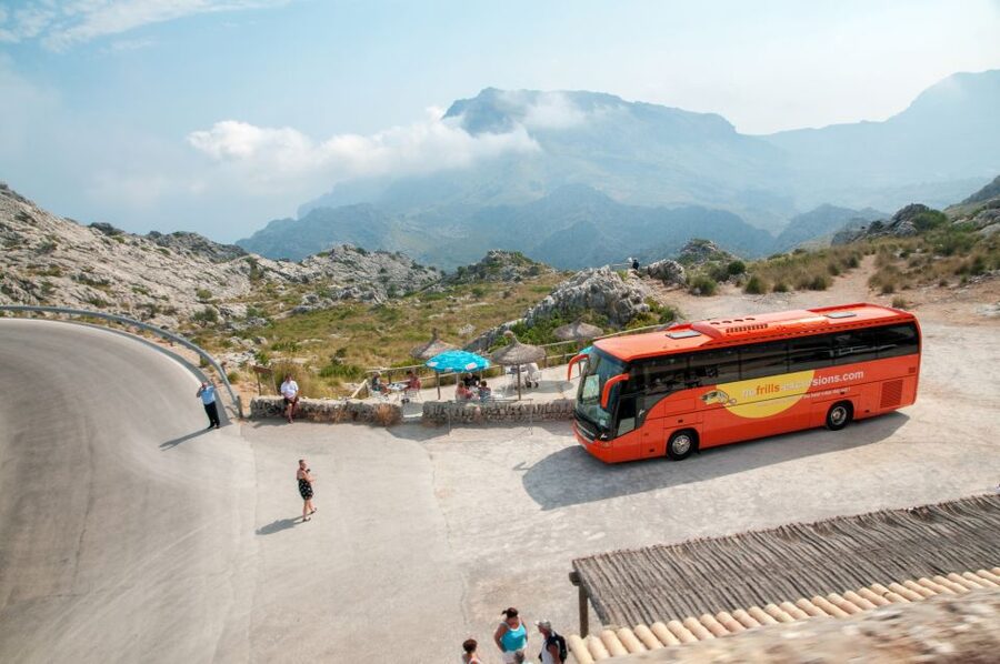 Mallorca: Scenic Full-Day Tour from the North - The Sóller tram along the waterfront