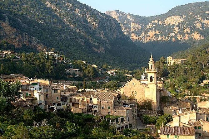 Mallorca Shore Excursion Highlights Private Tour including Valldemossa - The mountain road toward Palma