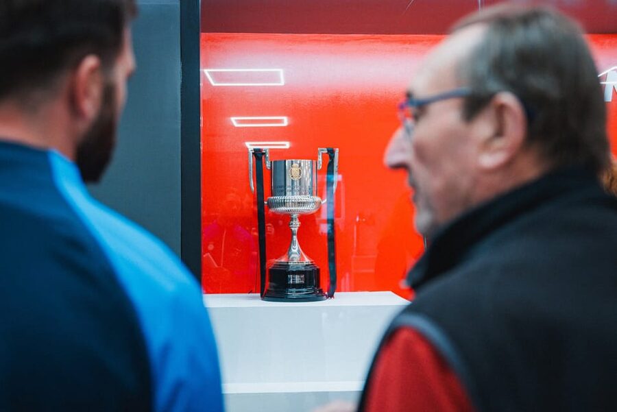 Mallorca: Son Moix Stadium Guided Tour - Changing rooms and the players’ tunnel