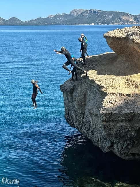 Mallorca: Speleo-Coasteering Tour along the Coast of Alcudia - Sea caves and small coves