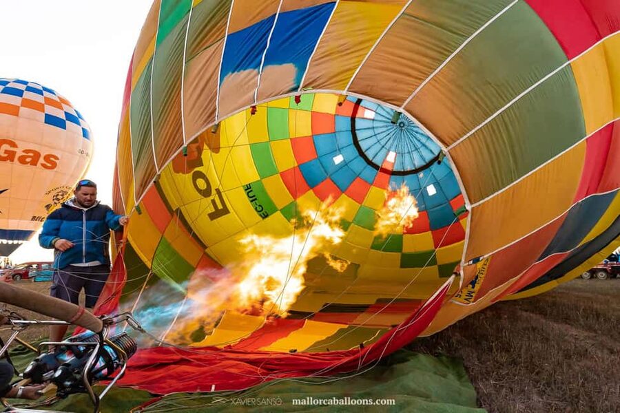Mallorca: Sunset Balloon ride - Why a balloon gives Mallorca a different view