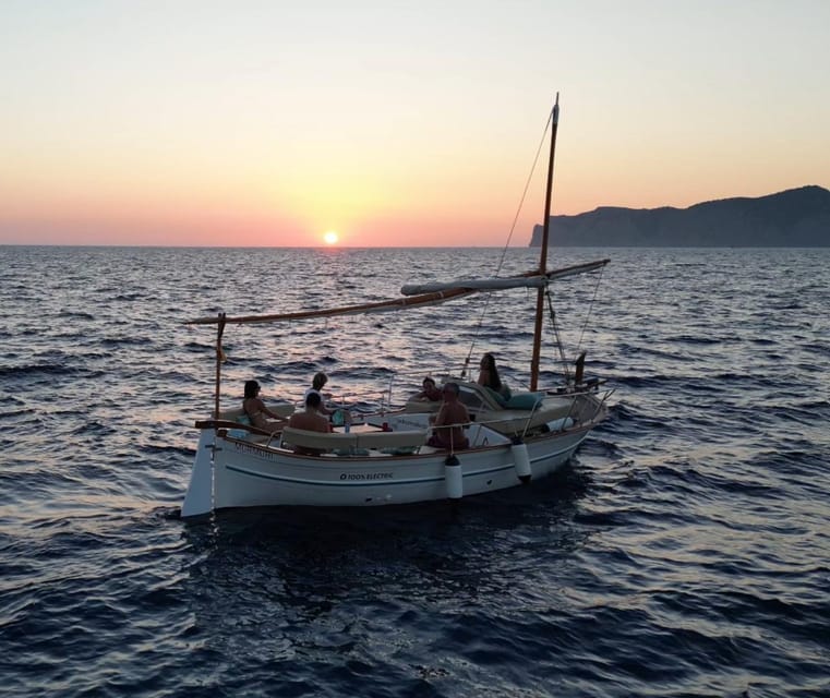 Mallorca: Sunset Eco charter experience - Why the electric llaut changes the evening