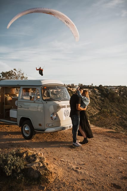 Mallorca: Vintage Sunset tour by the sea with a picnic - Twenty-five minutes in a vintage car