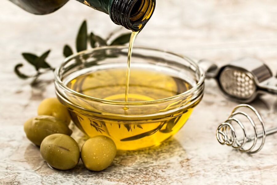 Olive plant and mill visit and tasting - Walking among Mallorca’s olive trees
