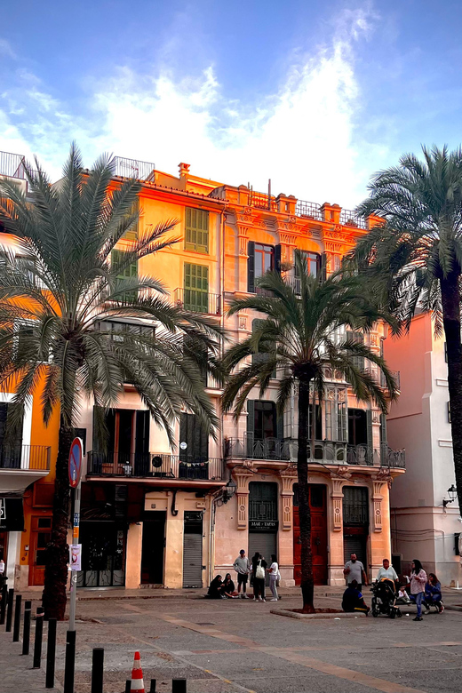 Palma authentically. Small group City tour with tapas - Price, value, and the right length of time