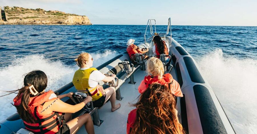 Palma Bay: 1-Hour Speedboat Adventure - Cap Rocat and the rocky coast