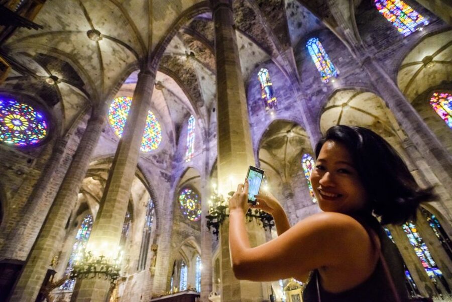Palma: Cathedral of Mallorca Skip-the-Line Entry Ticket - Dress rules and what you cannot bring