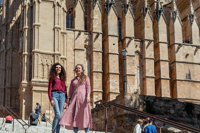 Palma Cathedral & Surroundings PRIVATE TOUR with Ticket Included - How the guide can shape your Palma experience
