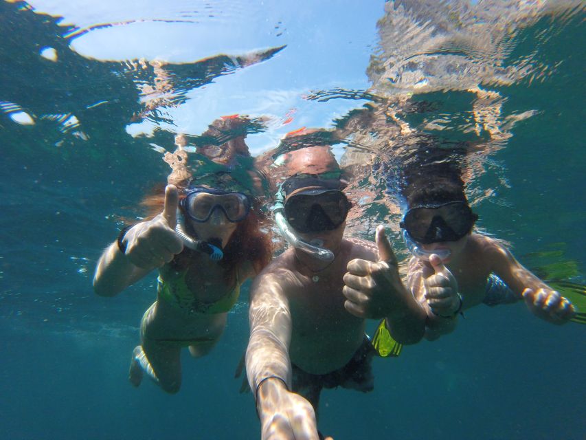Palma: Cueva Verde and Cala Vella Catamaran Cruise with BBQ - A barbecue-style lunch, snacks, and dessert