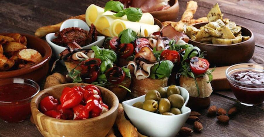 Palma: Culinary Tapas Tour of the Old Town - Three pinchos in a local Old Town bar