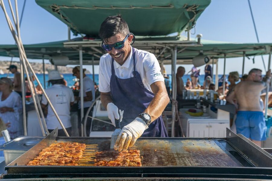 Palma de Mallorca: 5-Hour Catamaran Cruise with Lunch & Swim - Music, crew, and the mood on board