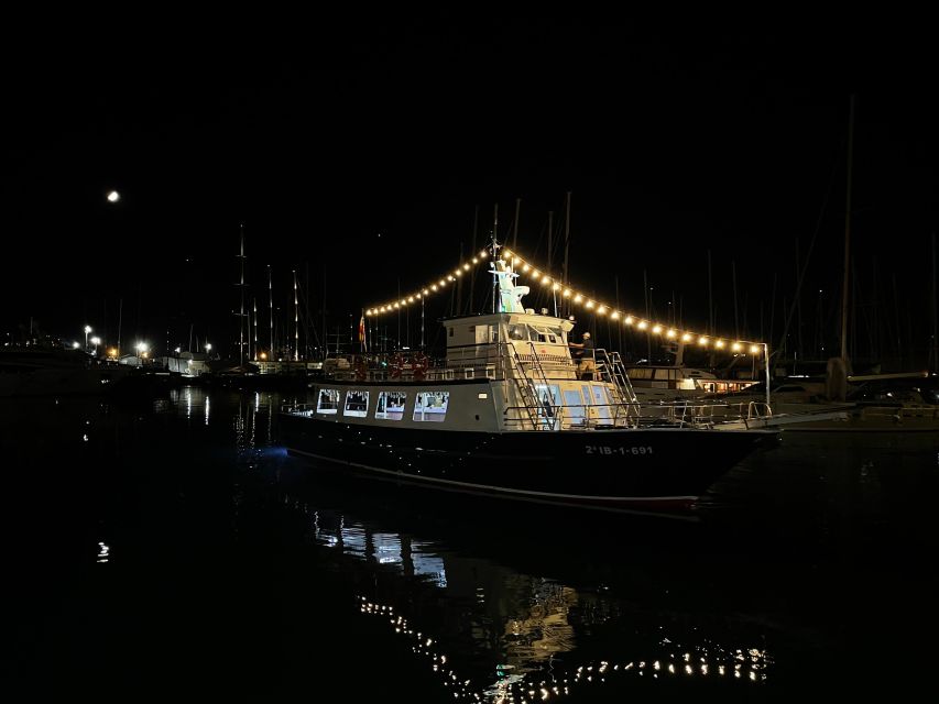 Palma de Mallorca: Bay of Palma Night Boat Cruise - Can Pastilla Requires Careful Timing